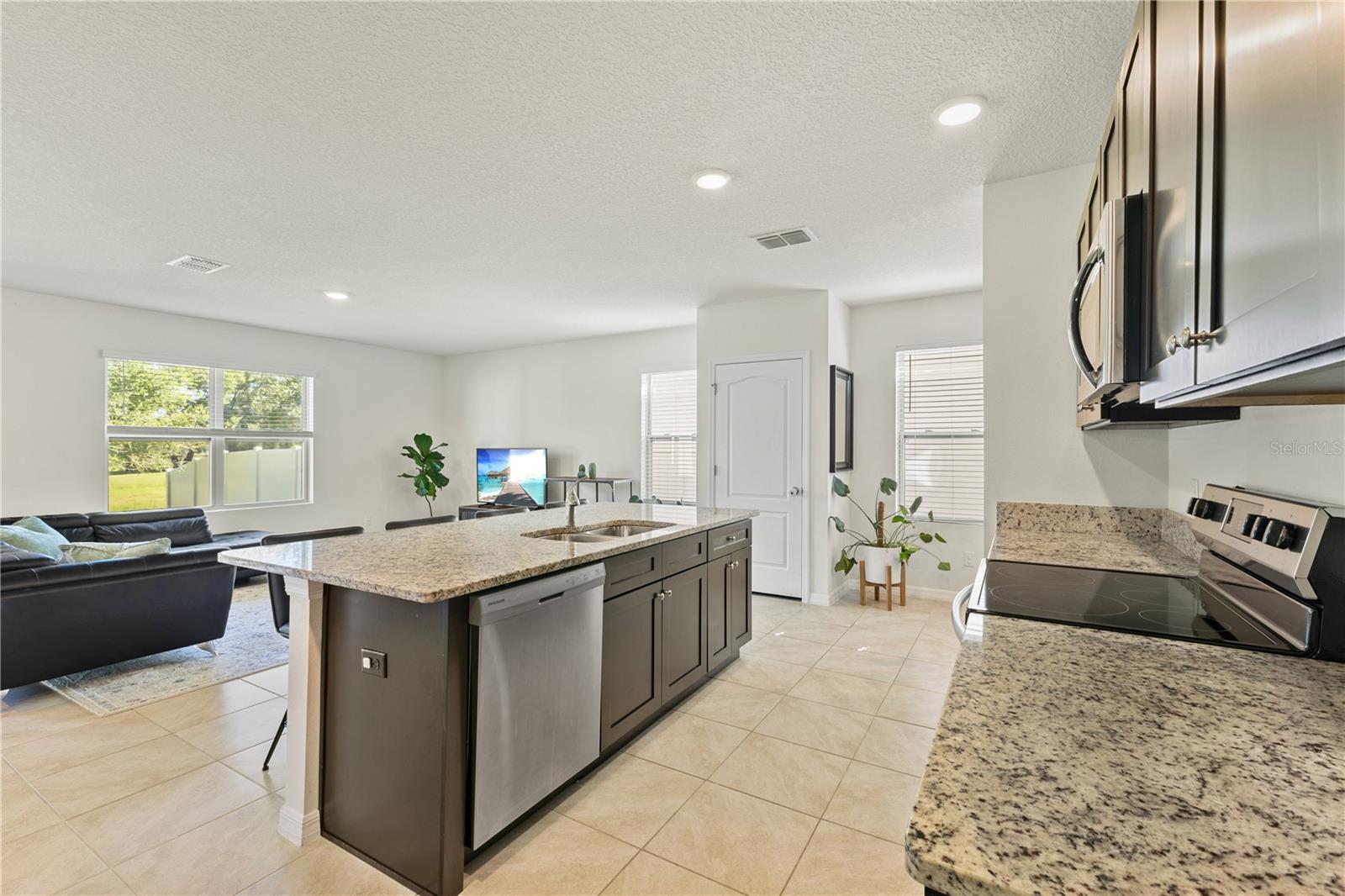 3090 Timber Hawk Cir Property Photo 8