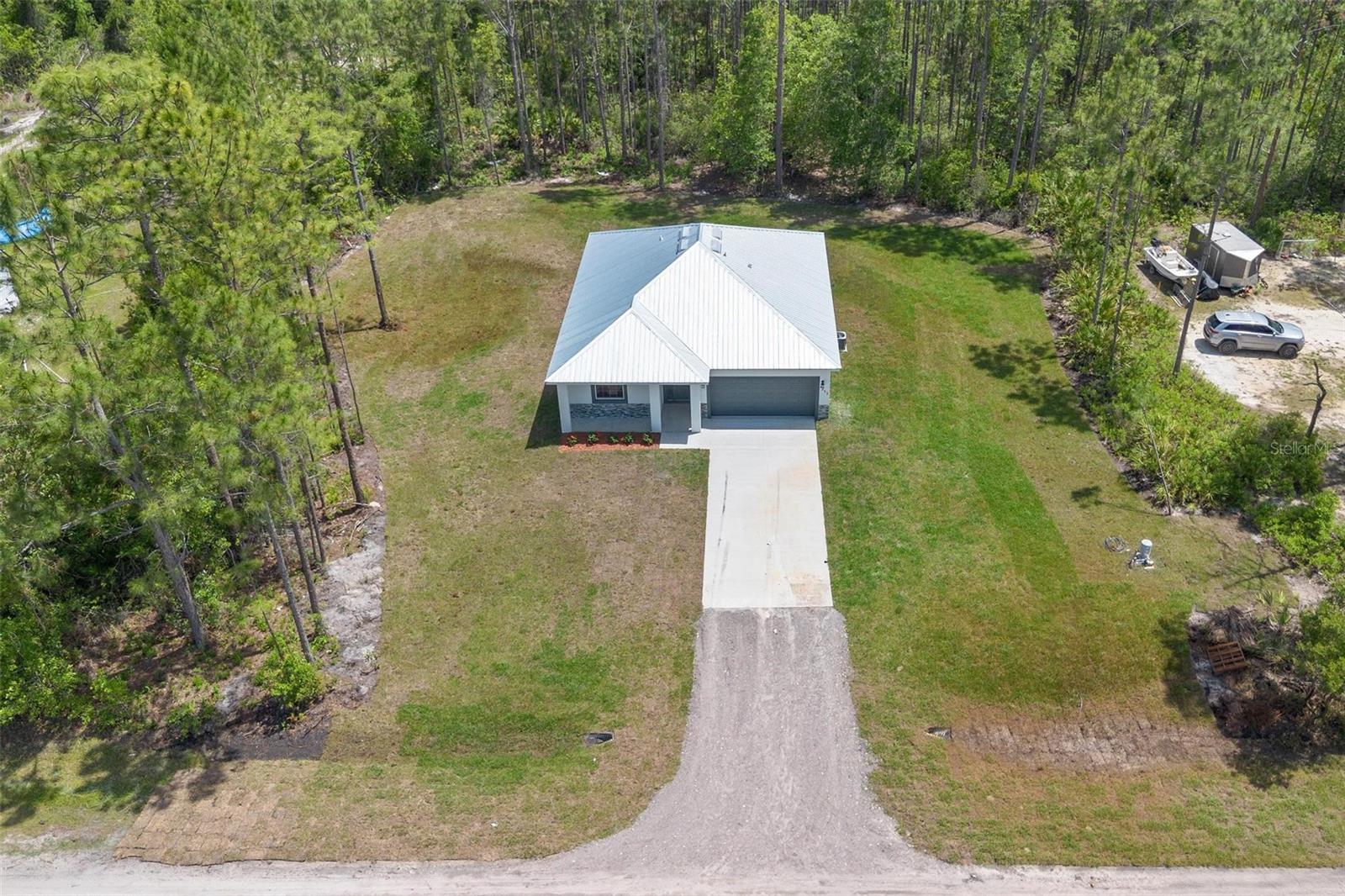 5542 Buckeye Ln Property Photo 2