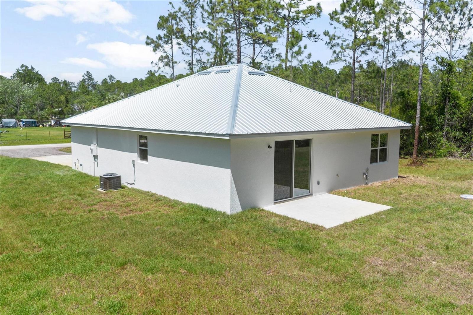 5542 Buckeye Ln Property Photo 4