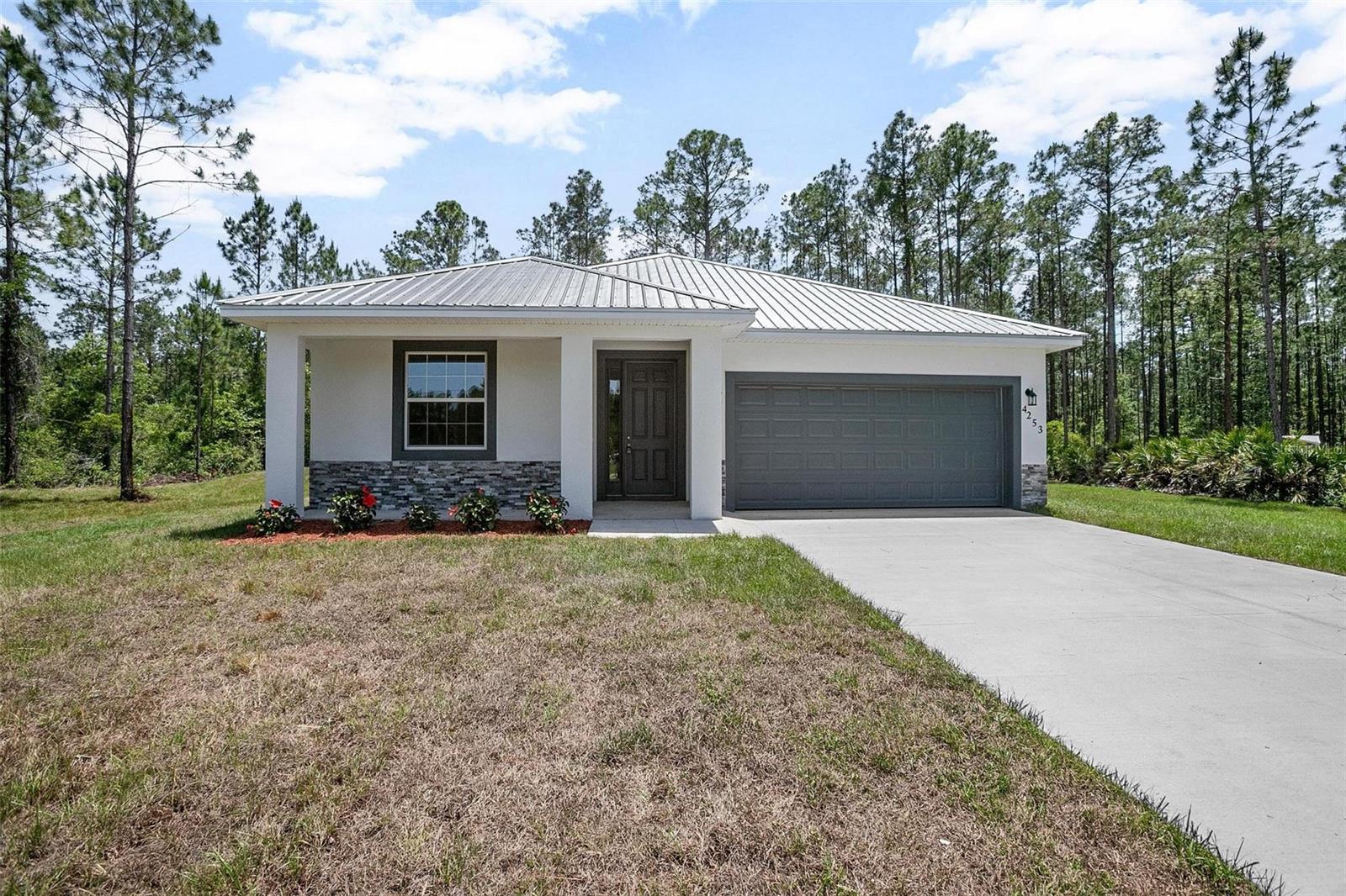 5542 Buckeye Ln Property Photo 6
