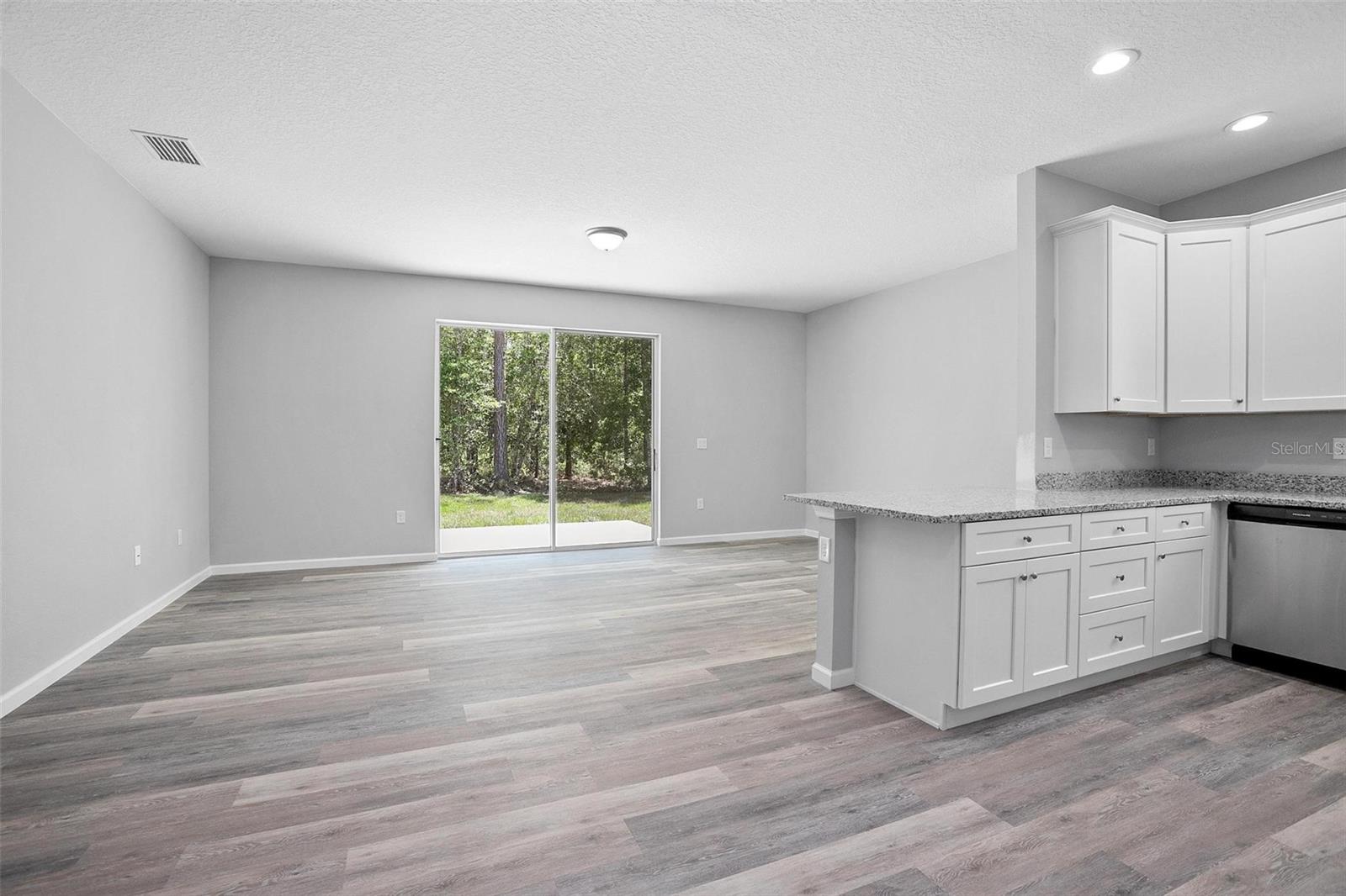 5542 Buckeye Ln Property Photo 12