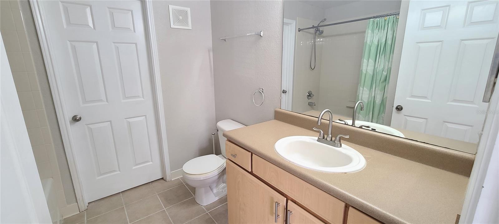 940 Village Trl #3-205 Property Photo 20