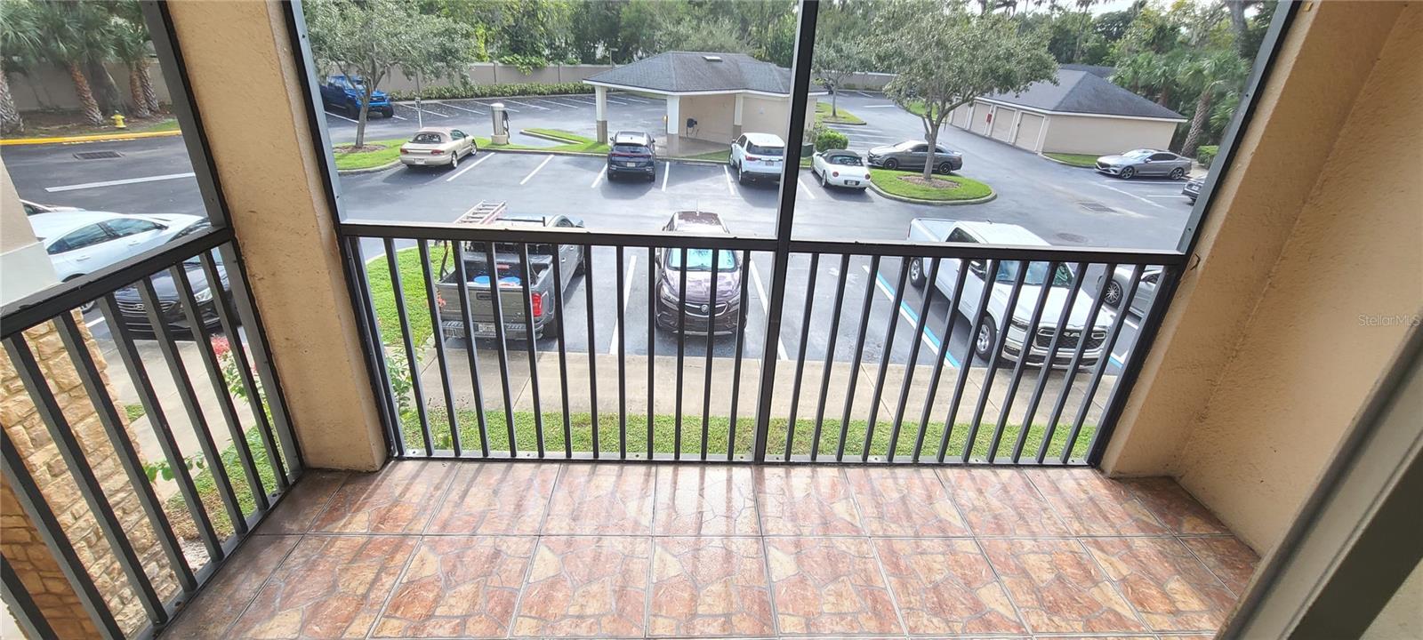 940 Village Trl #3-205 Property Photo 28