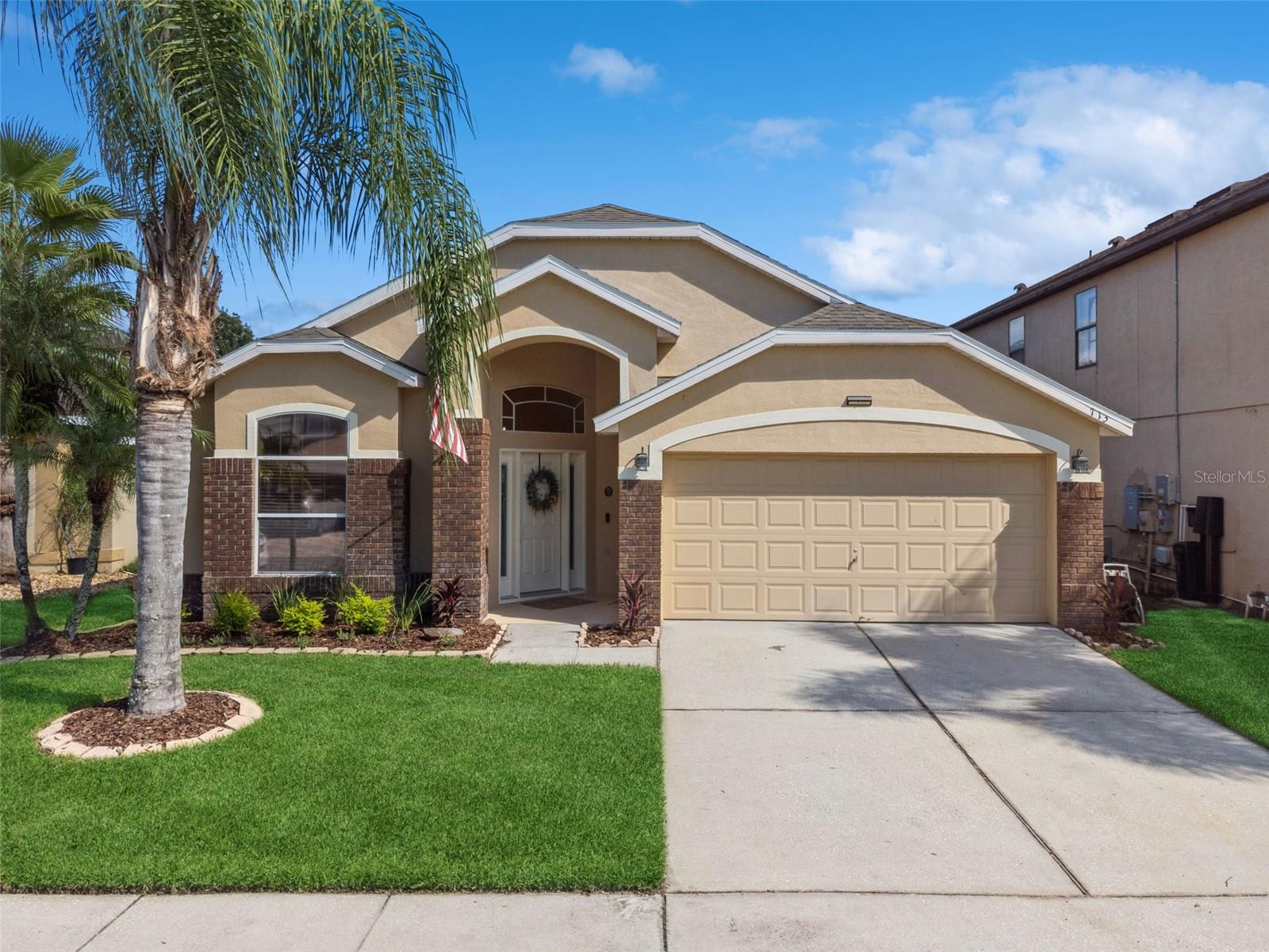 713 HARDWOOD CIR Property Photo 1