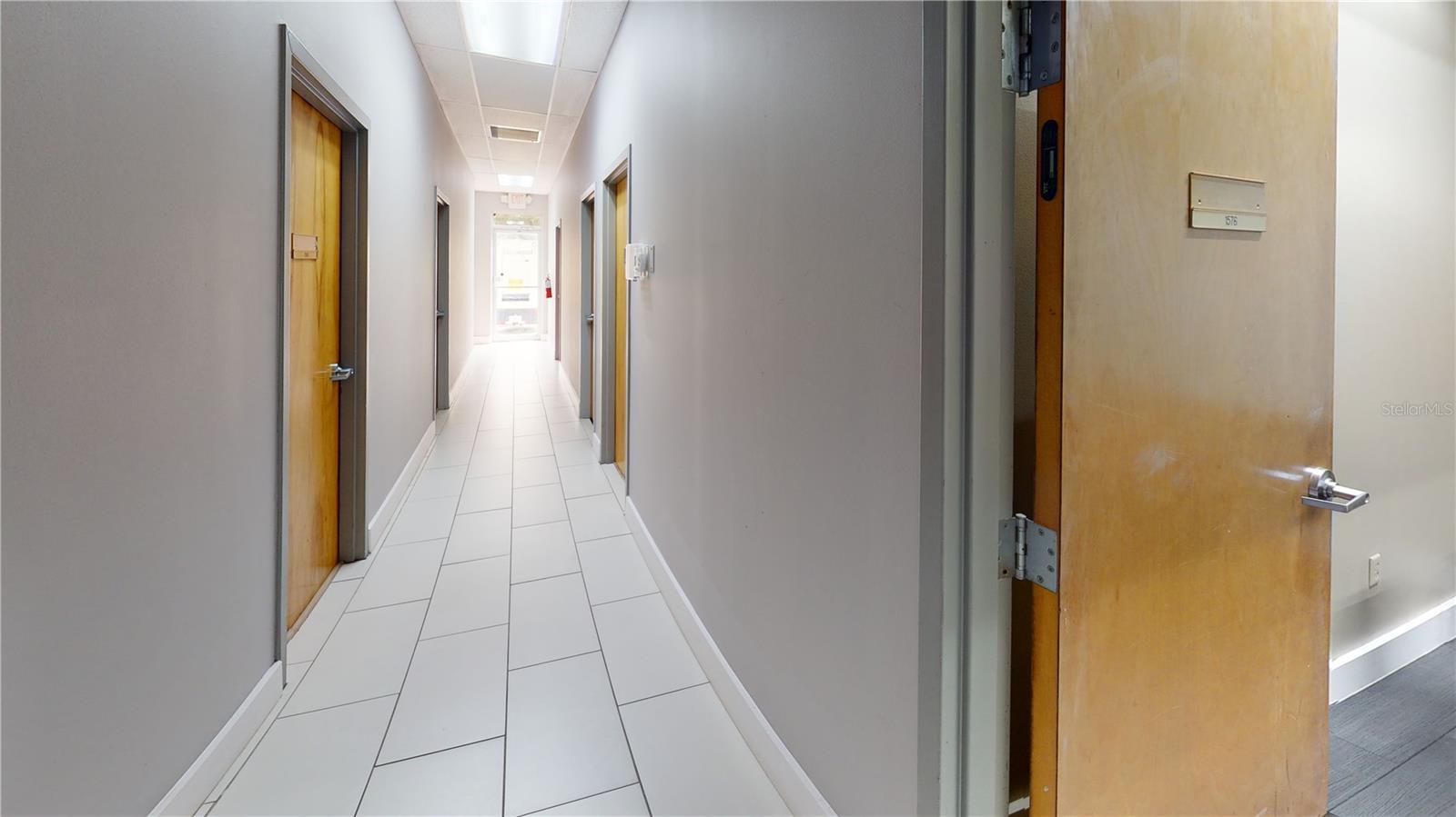 1576 Tropic Park Dr #1576 Property Photo 5