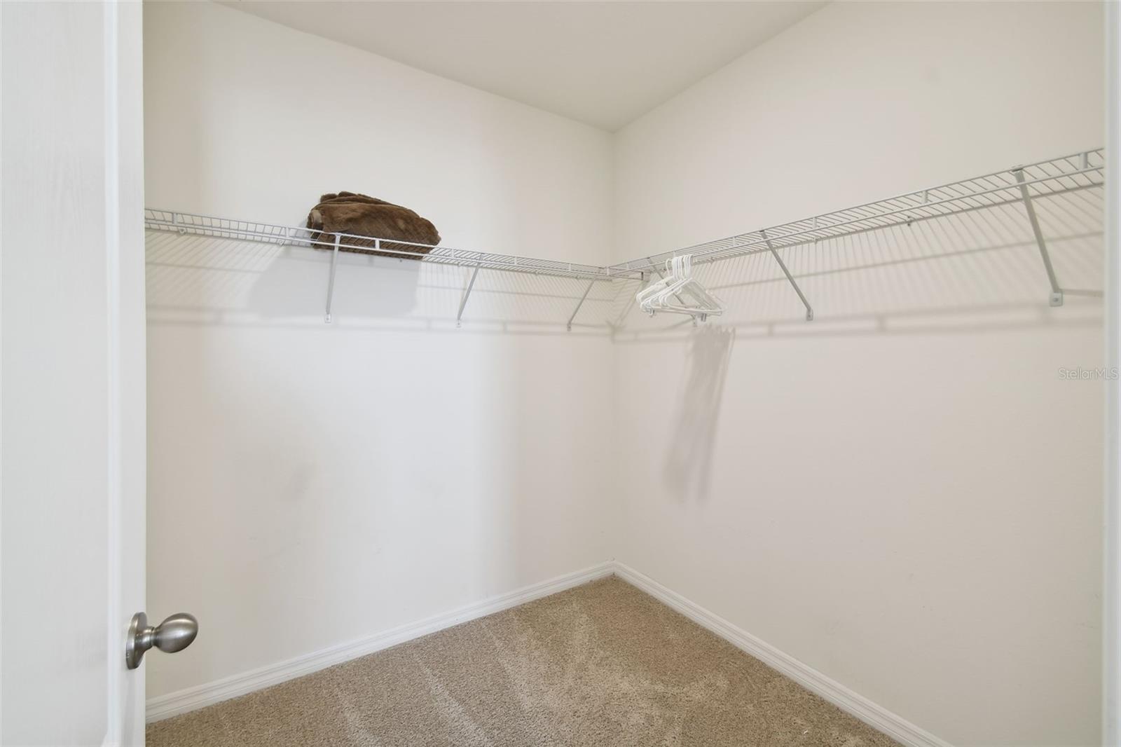 7704 Oakmoss Loop Property Photo 21