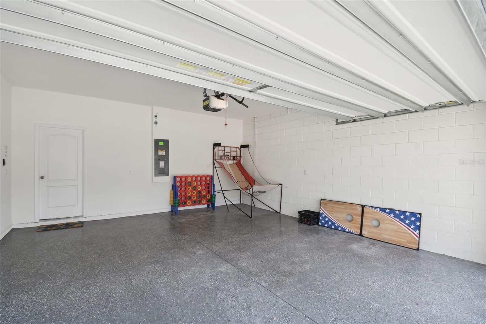 7704 Oakmoss Loop Property Photo 75