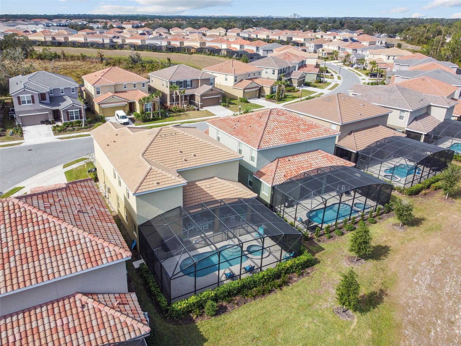 7704 Oakmoss Loop Property Photo 83