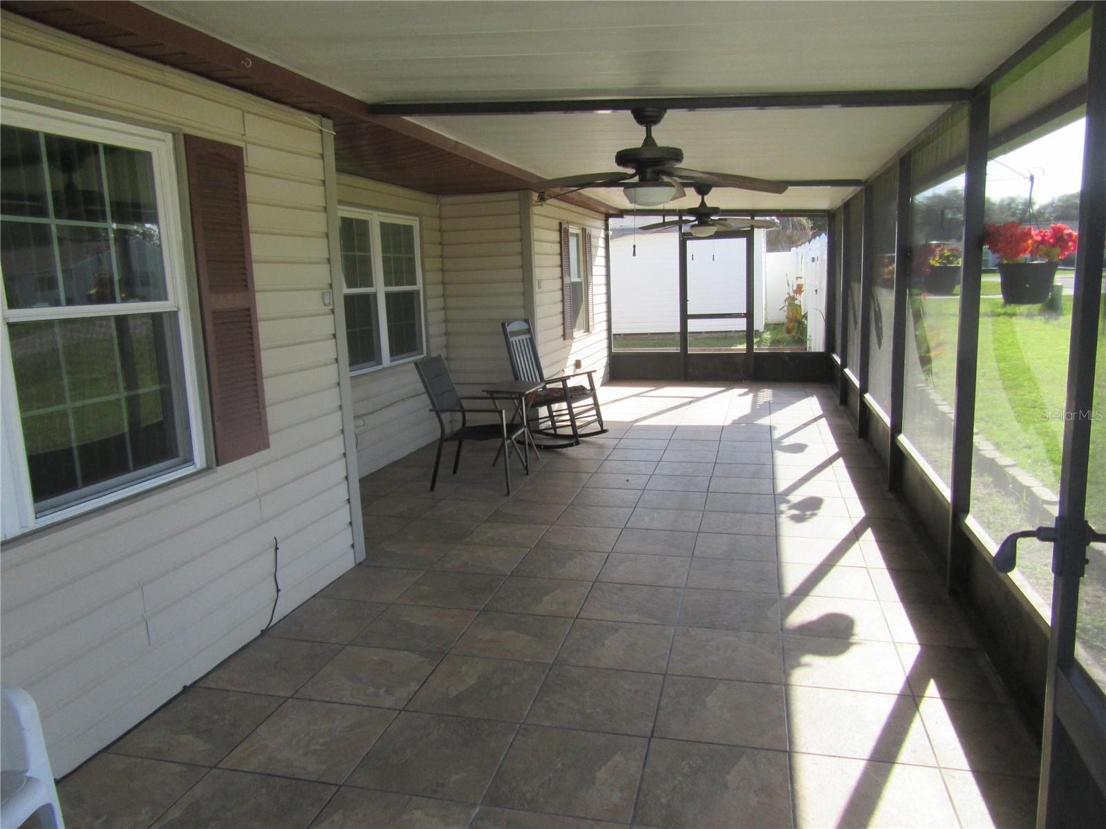 1 Willow Ct Property Photo 7