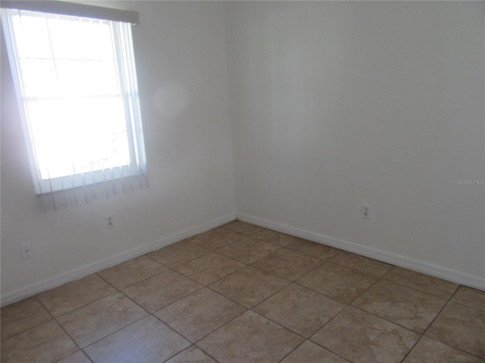 1 Willow Ct Property Photo 10