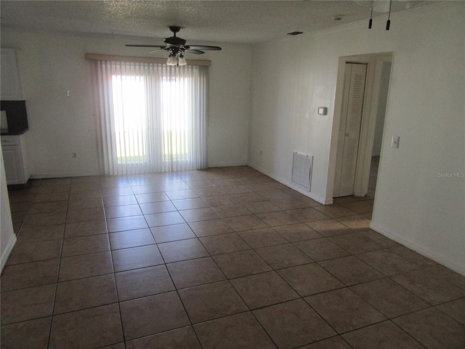 1 Willow Ct Property Photo 11