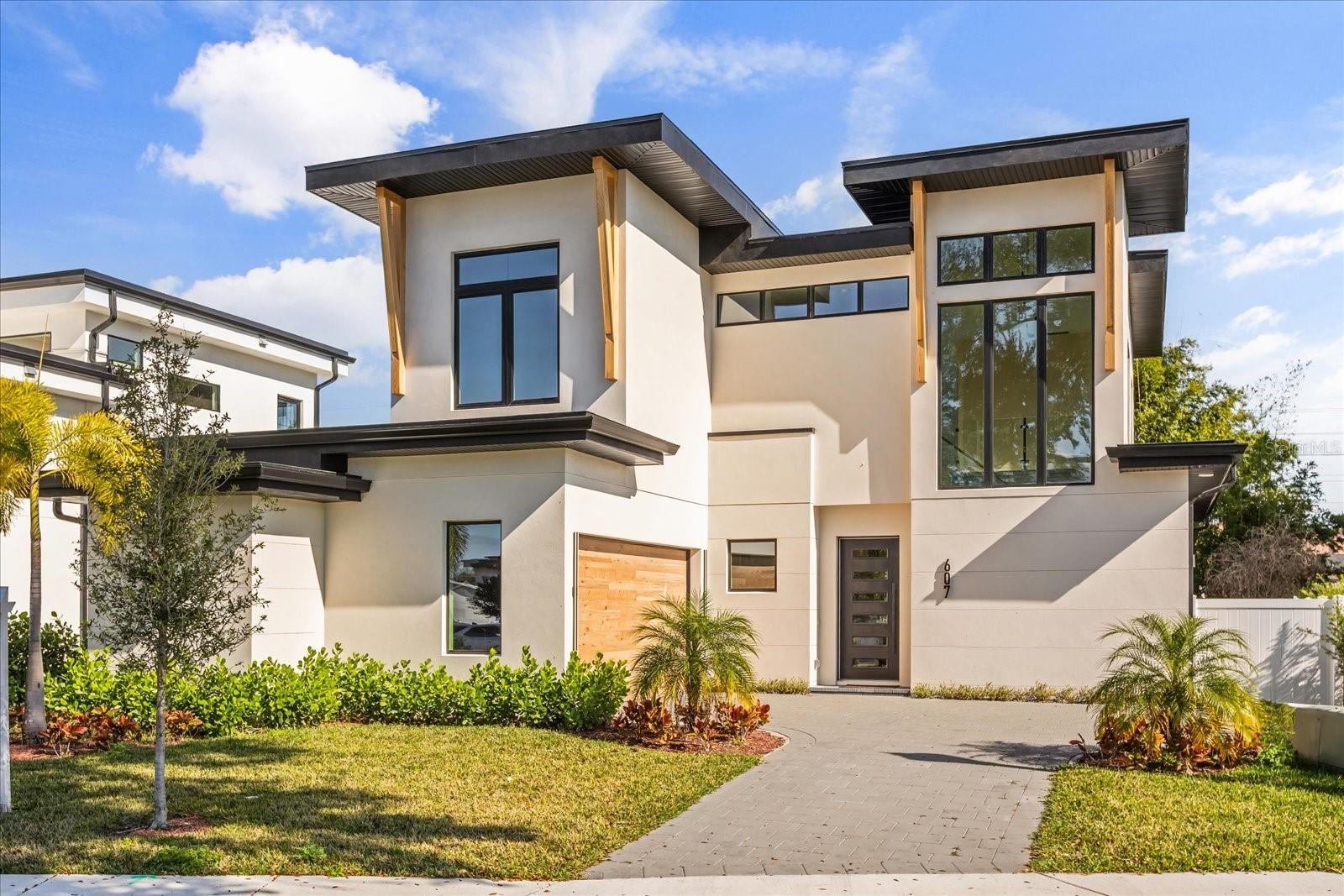 607 ELLEN DR