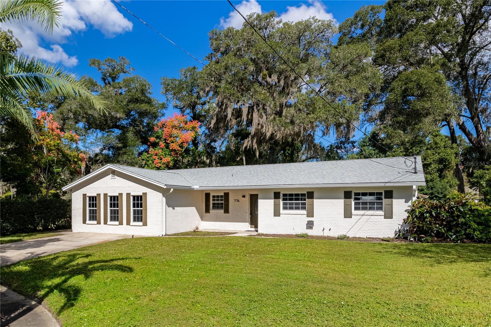 776 Mockingbird Ln Property Photo 1