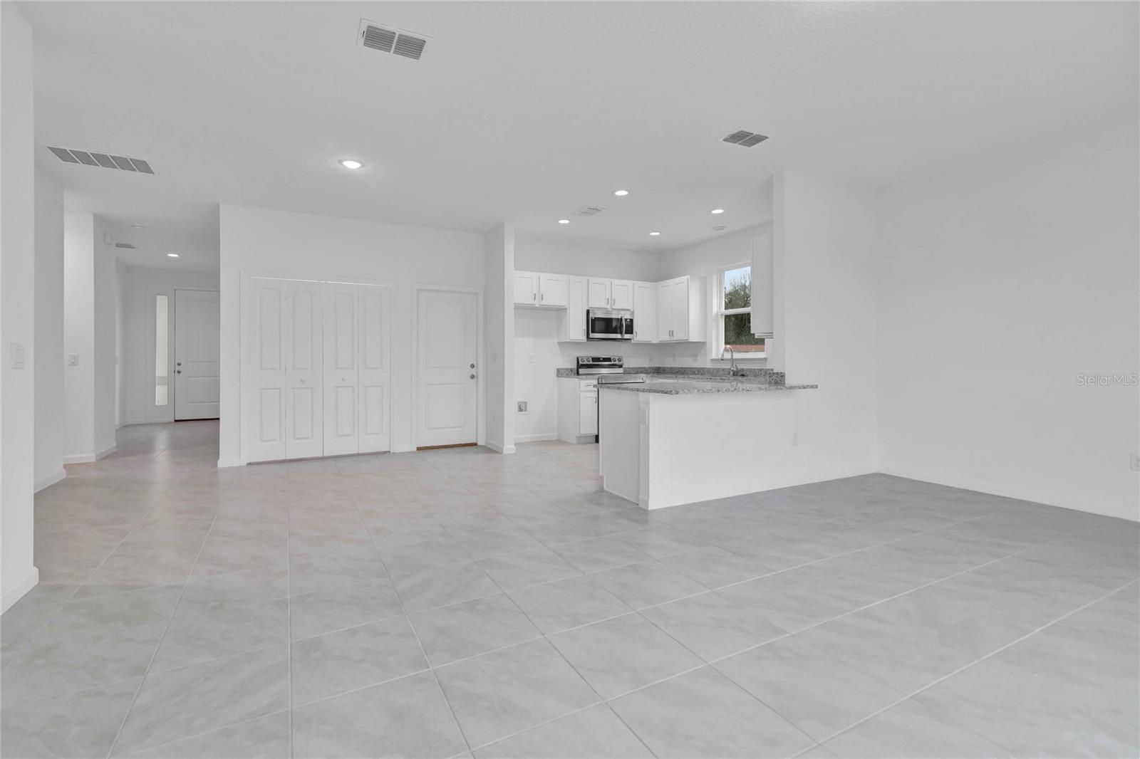 3708 Watercliff Cir Property Photo 10