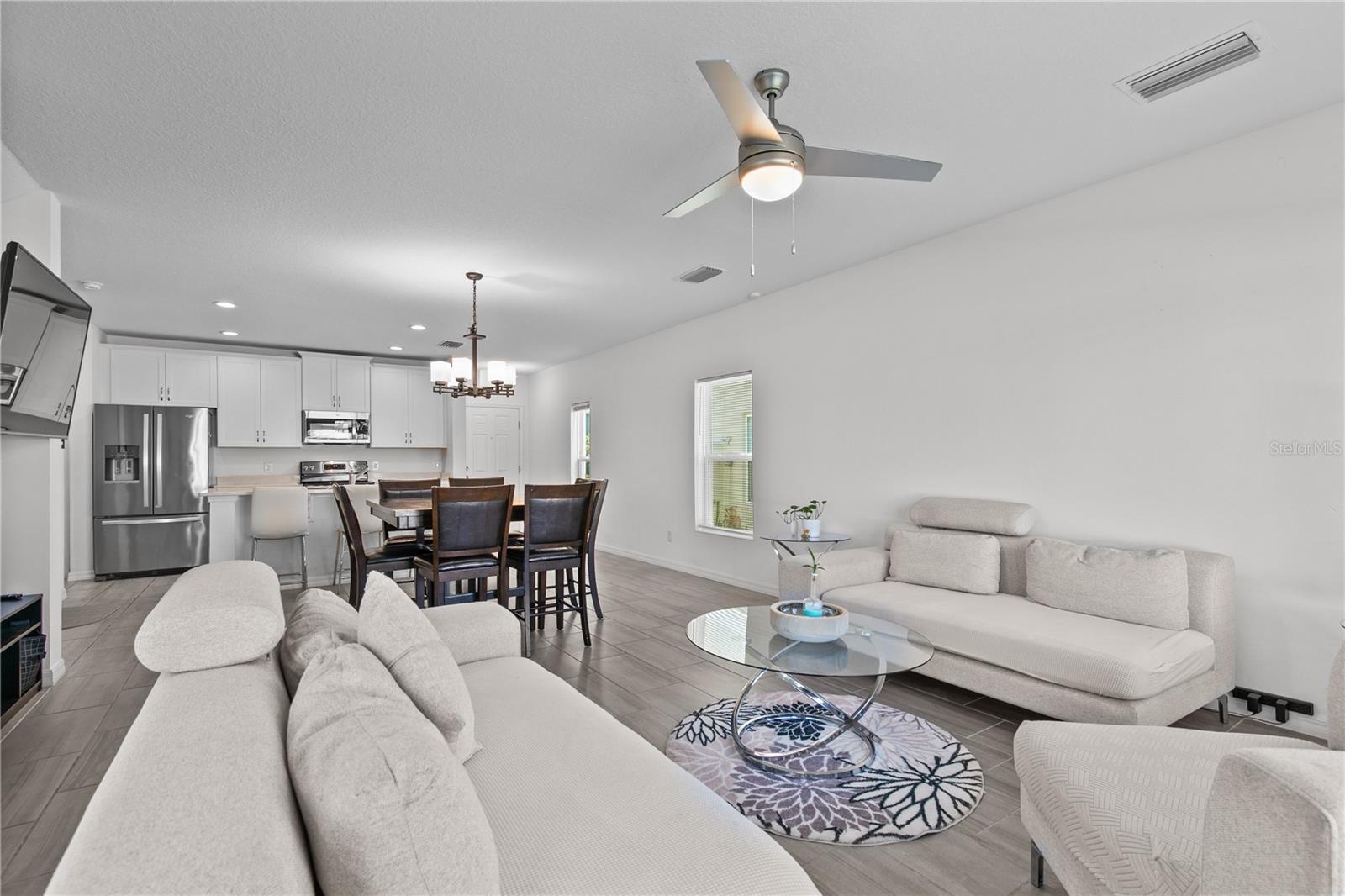 1286 Wispy Cypress Dr Property Photo 11