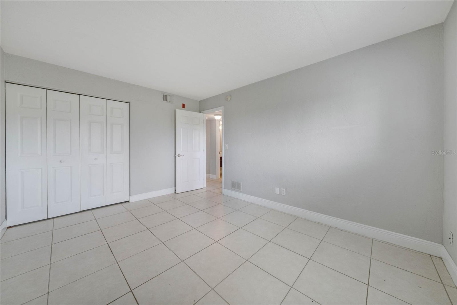 900 S Peninsula Dr #207 Property Photo 11