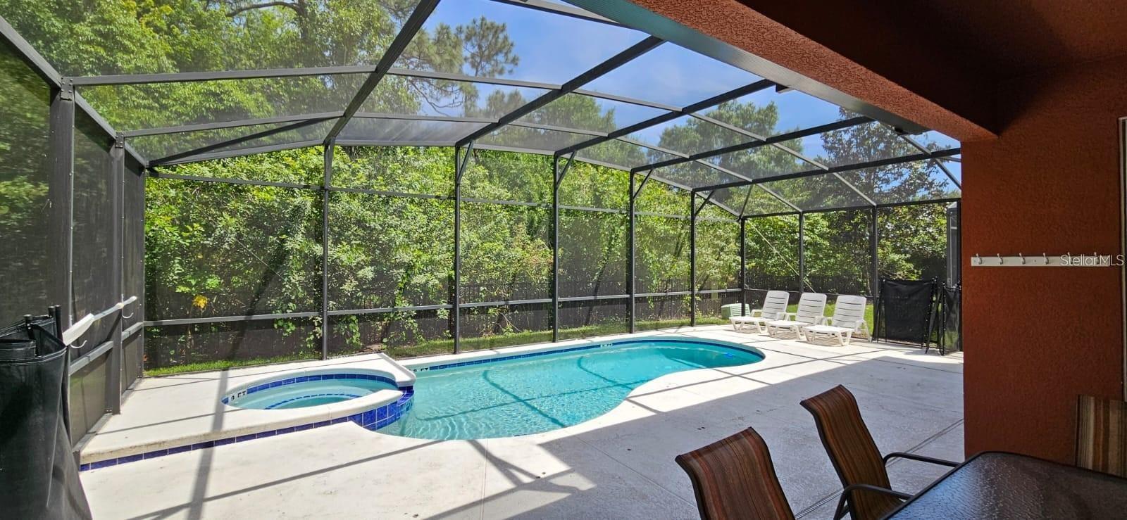 O6354938 Property Photo 8