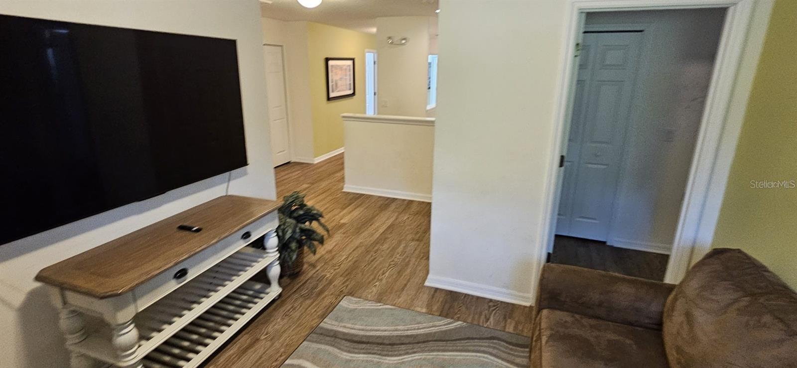 O6354938 Property Photo 12
