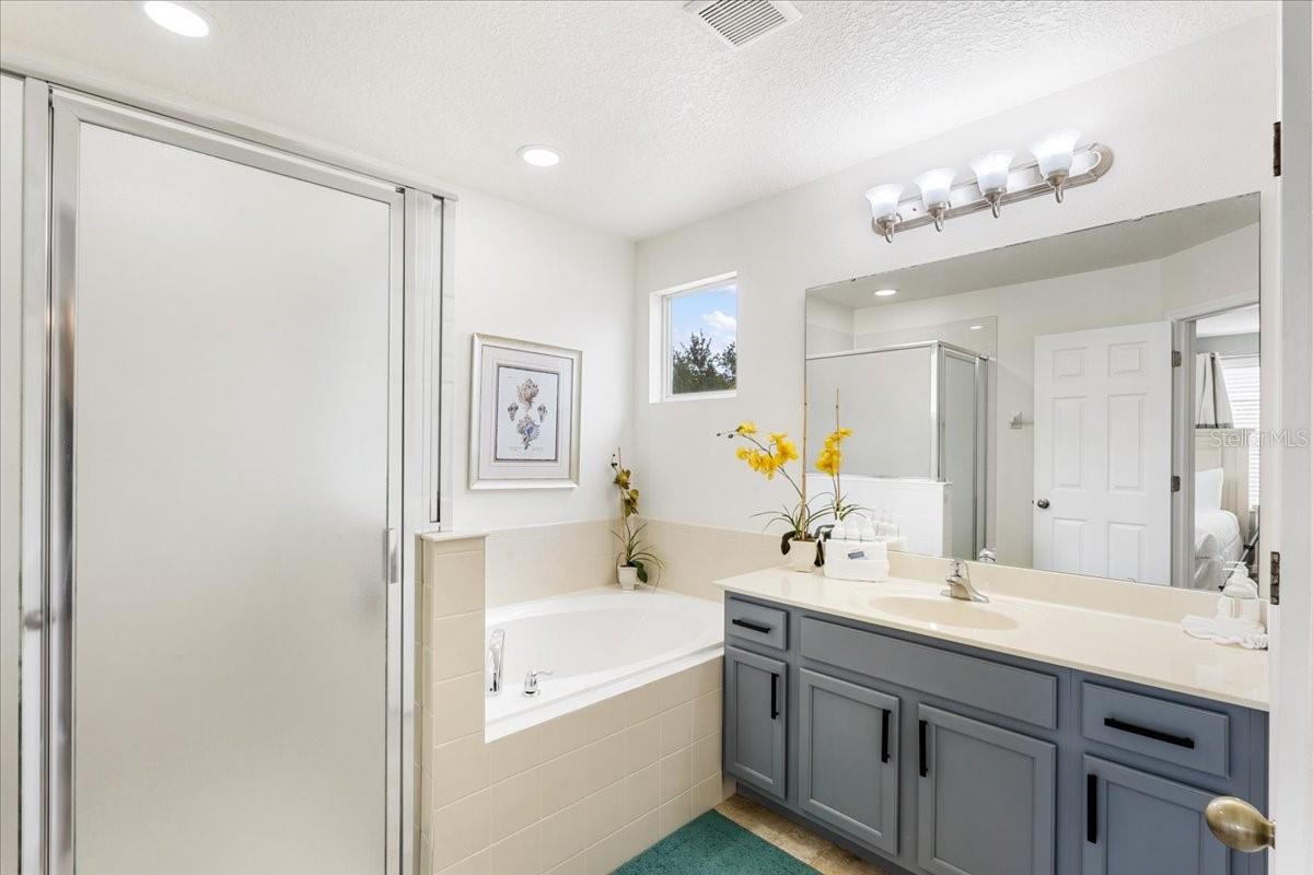 O6354938 Property Photo 14