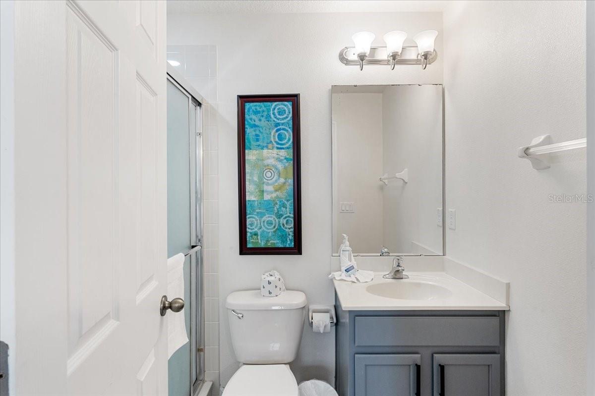O6354938 Property Photo 25