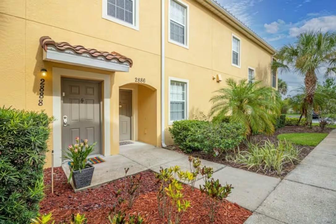 2888 OAKWATER DR #2888