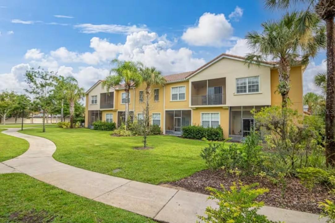 2888 Oakwater Dr #2888 Property Photo 2