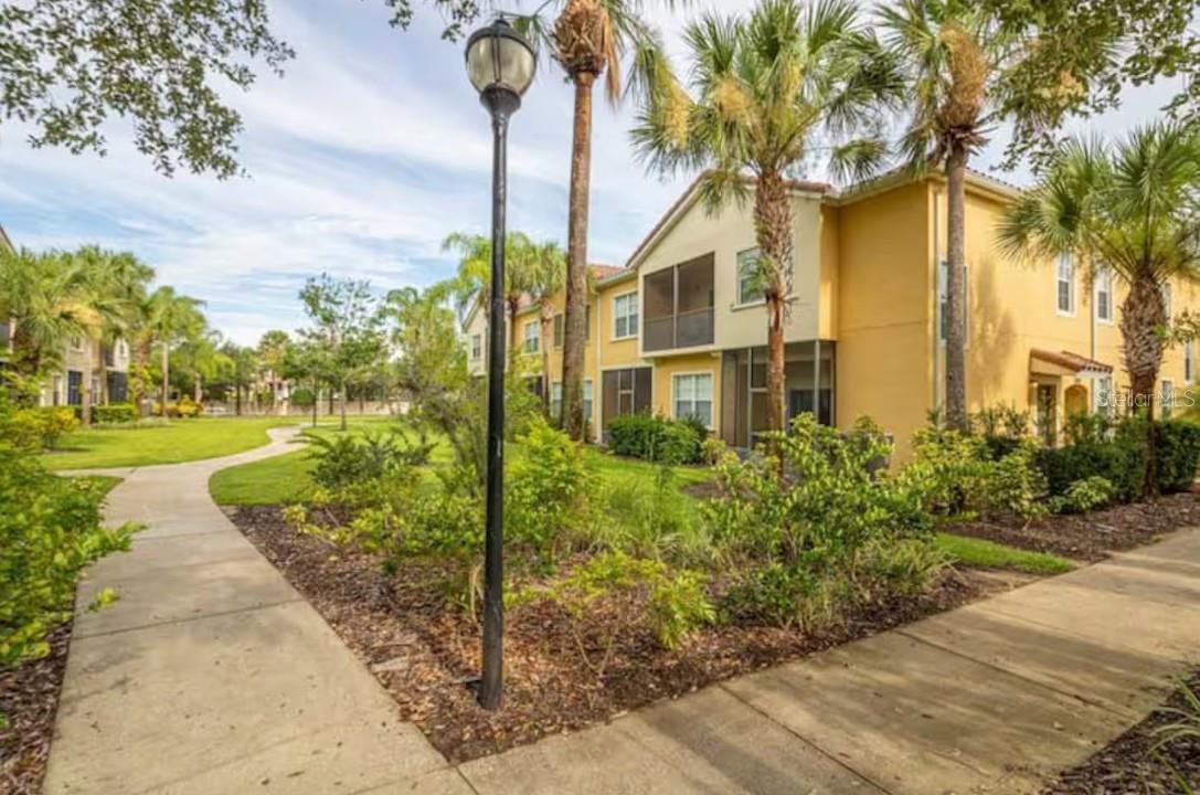 2888 Oakwater Dr #2888 Property Photo 27
