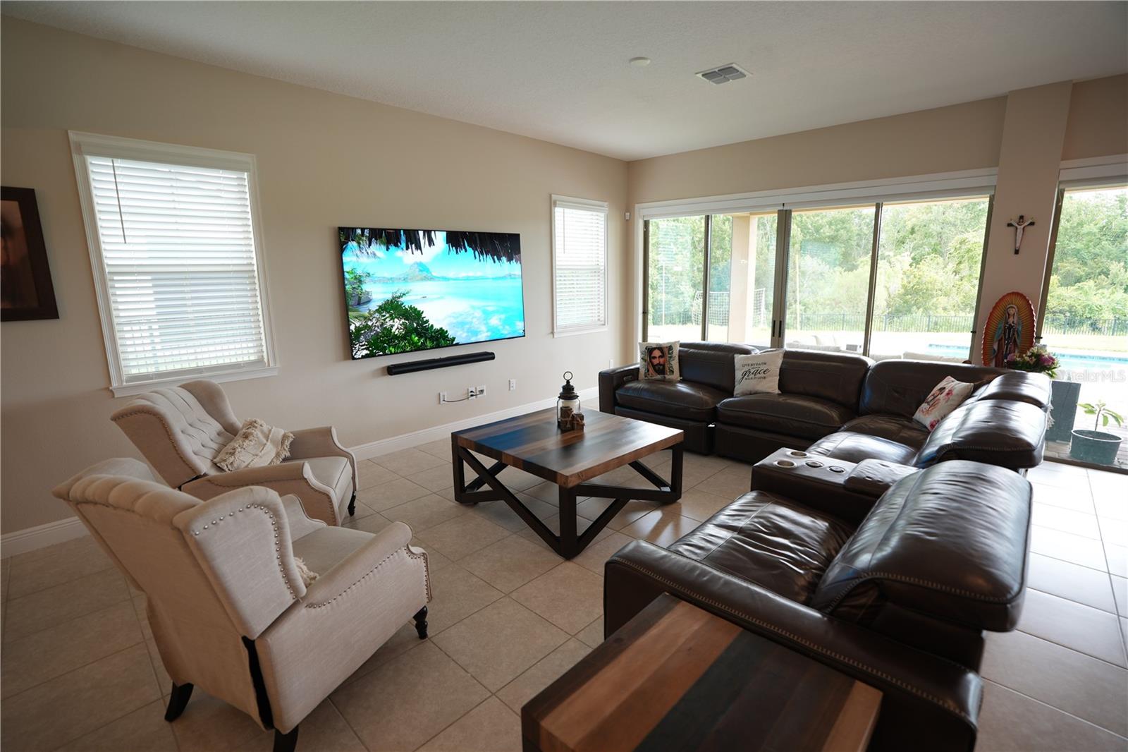 8112 Cleobury Dr Property Photo 24