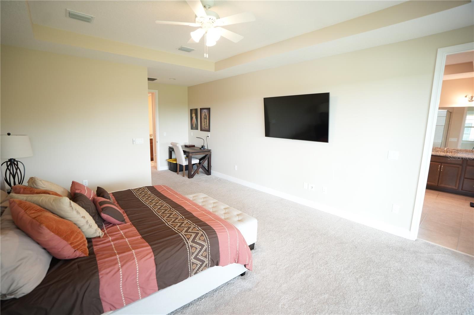 8112 Cleobury Dr Property Photo 32