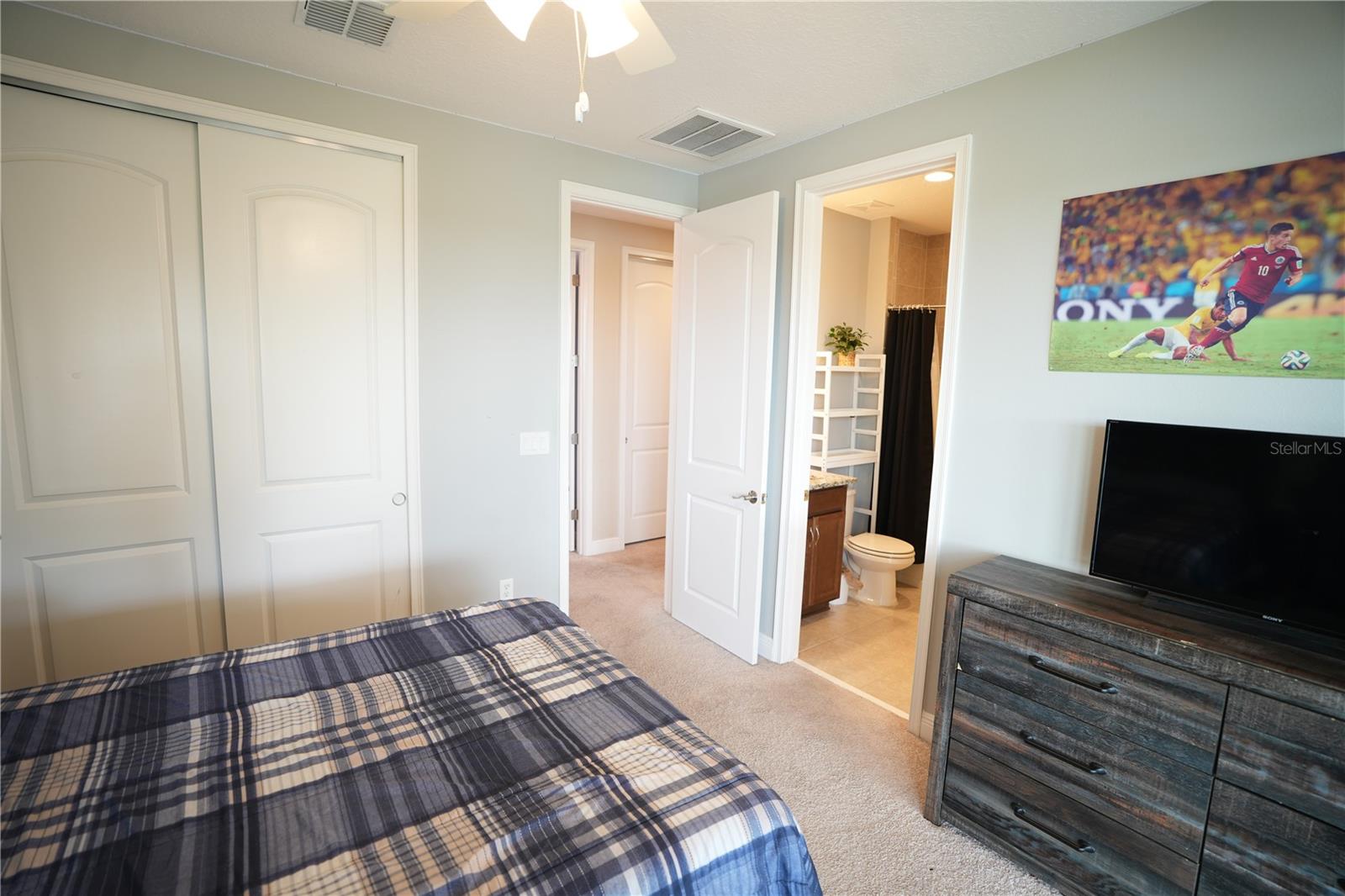 8112 Cleobury Dr Property Photo 42