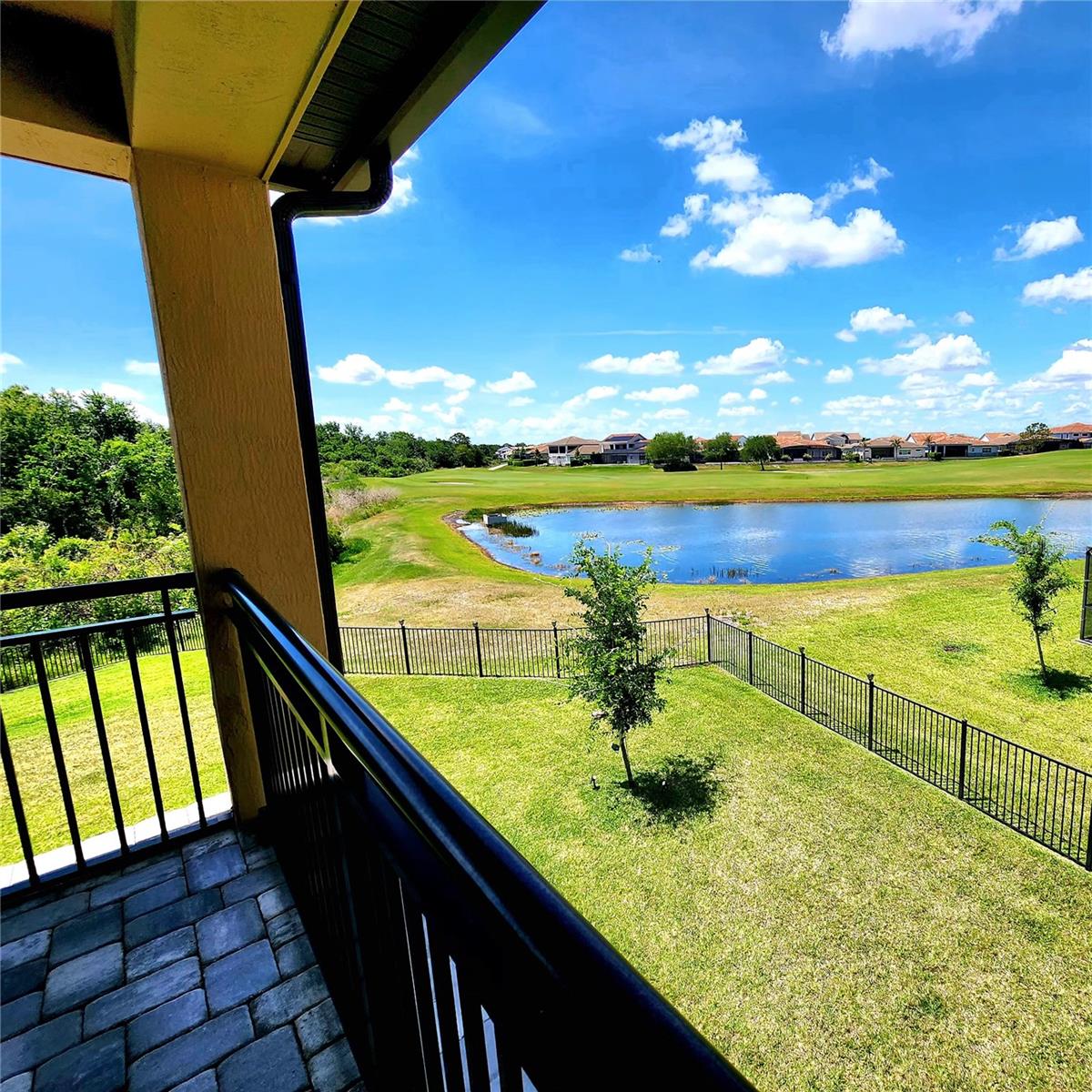 8112 Cleobury Dr Property Photo 47