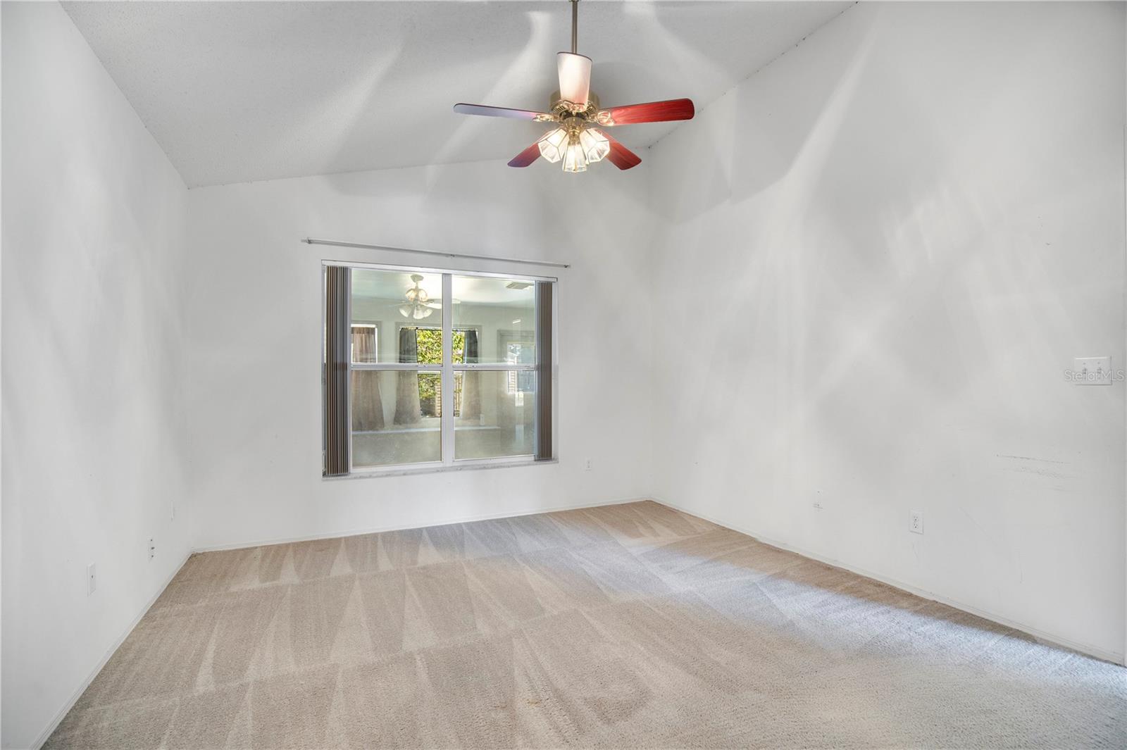 6019 Long Peak Dr Property Photo 15