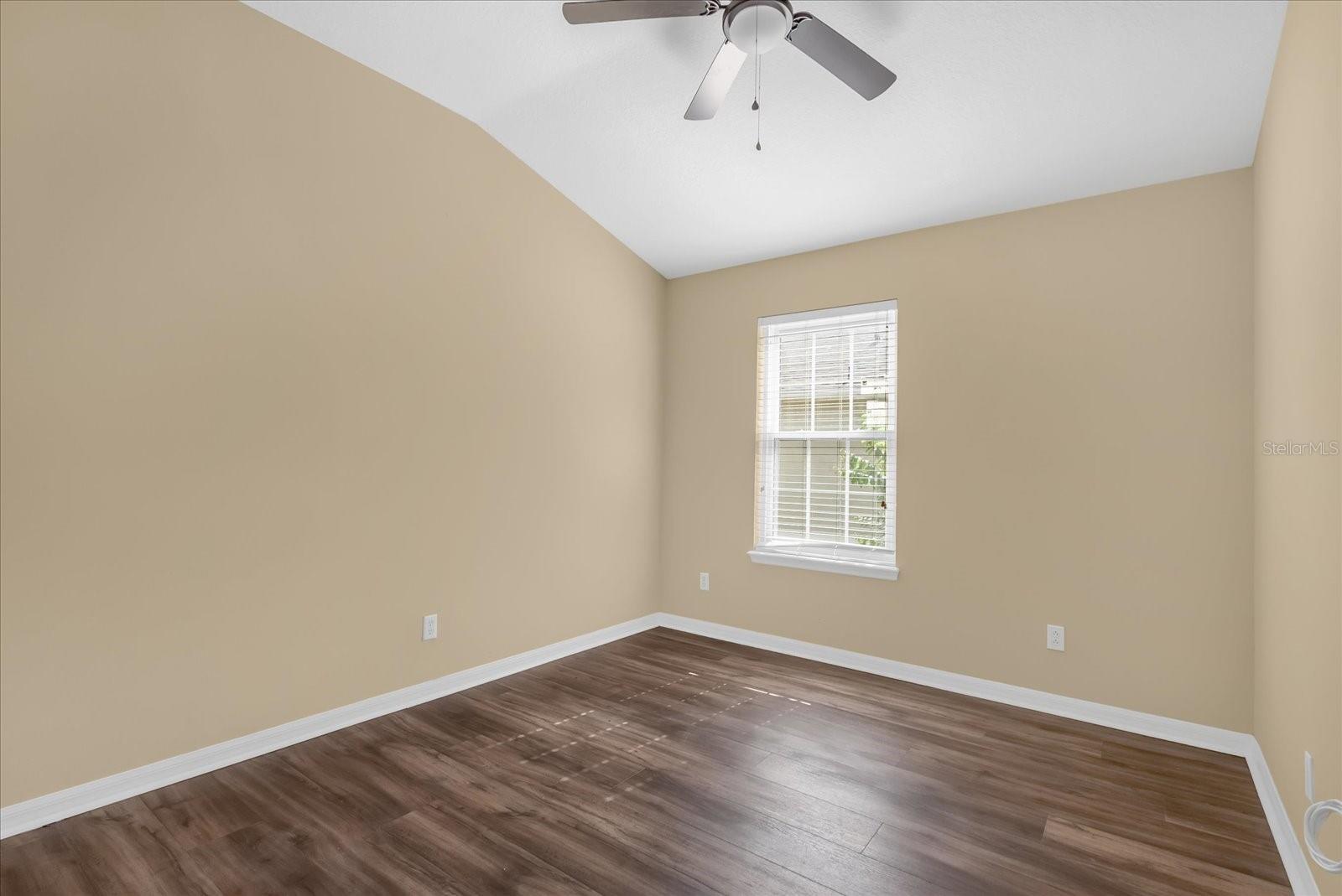 910 Ashworth Overlook Dr #a Property Photo 17