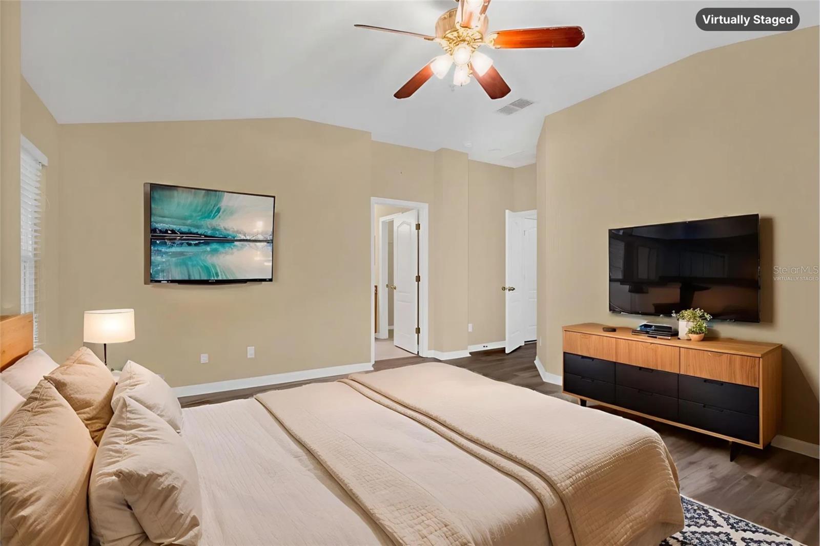 910 Ashworth Overlook Dr #a Property Photo 17