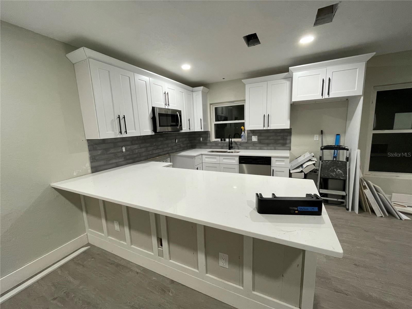2816 Hargill Dr Property Photo 2