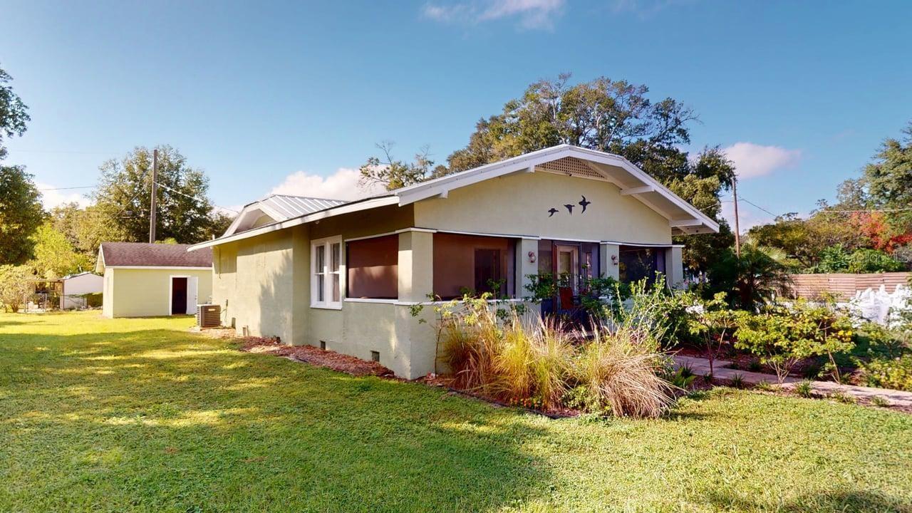 2010 S MAPLE AVE