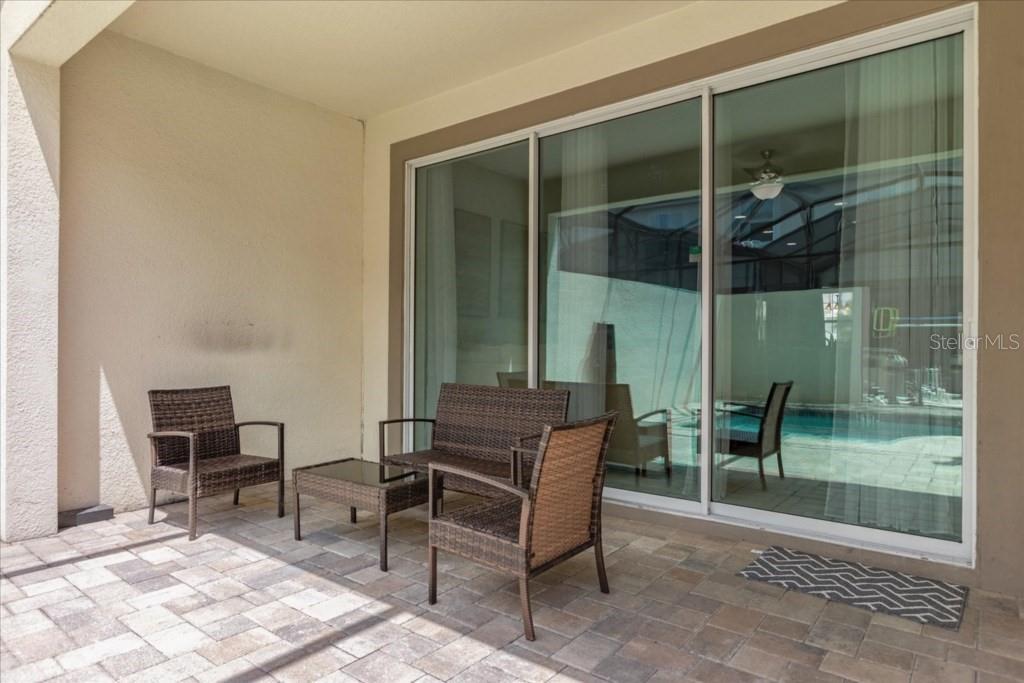 1540 Carey Palm Cir Property Photo 17