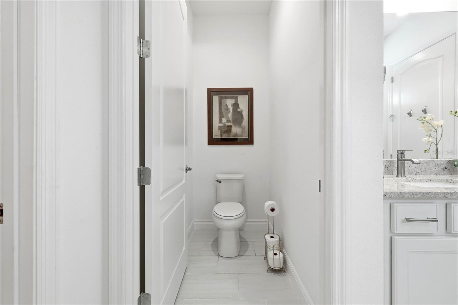 2074 Flora Pass Pl Property Photo 31