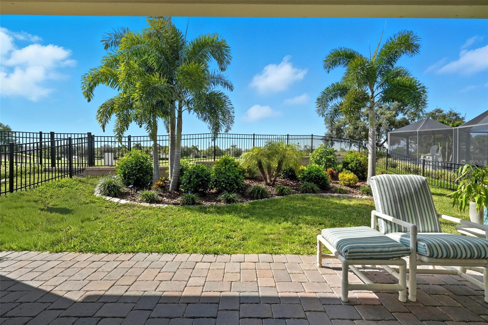 2074 Flora Pass Pl Property Photo 41
