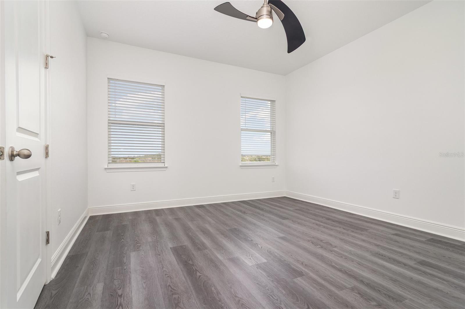 15701 Vetta Dr Property Photo 33