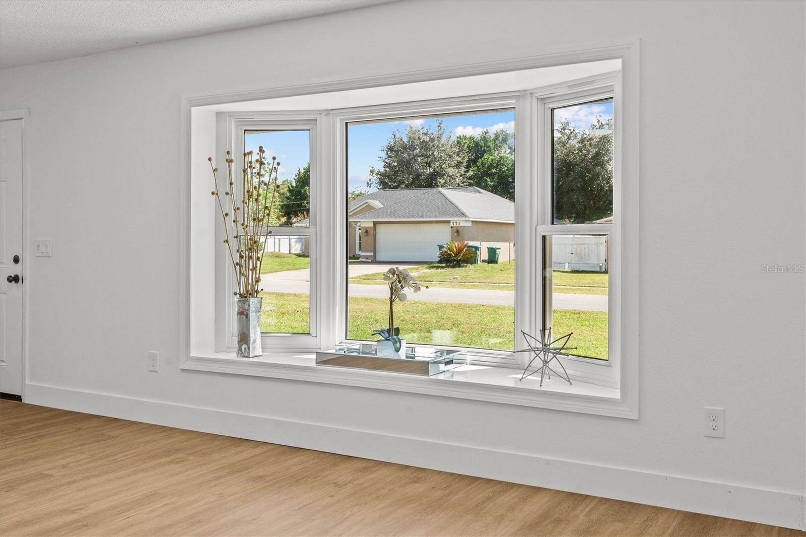 766 Tamerlane St Property Photo 7