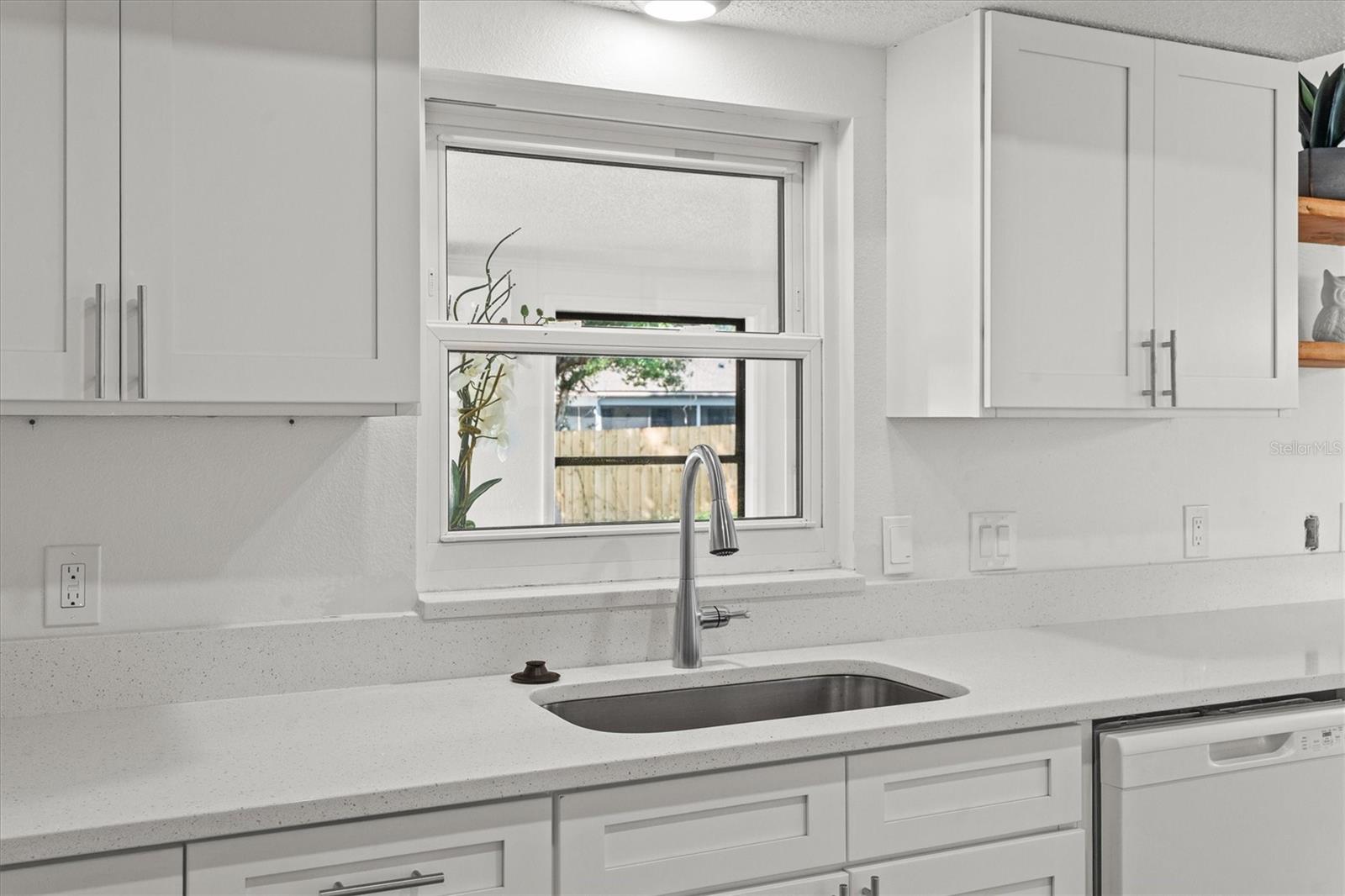 766 Tamerlane St Property Photo 16