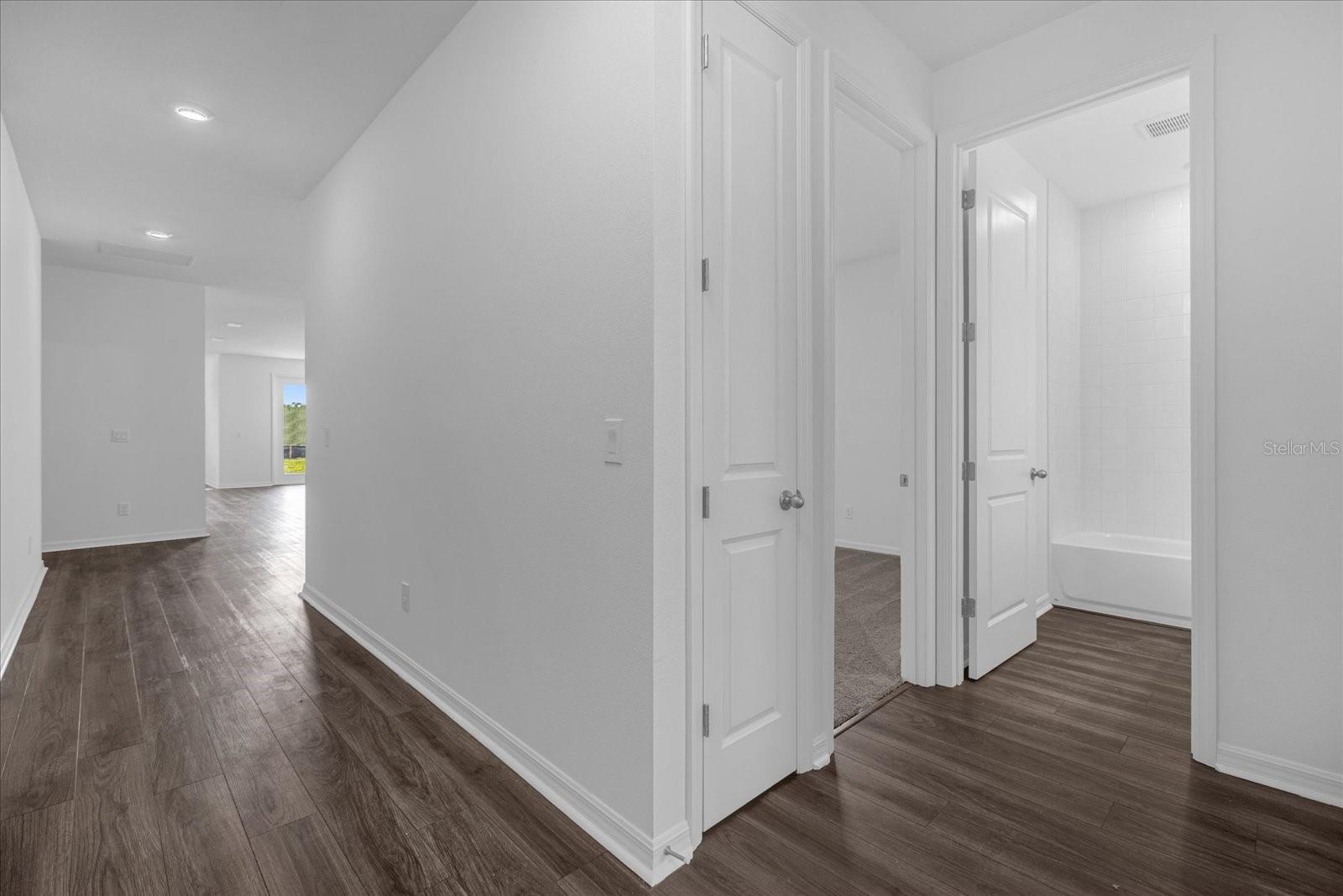 2355 Lancashire St Property Photo 5