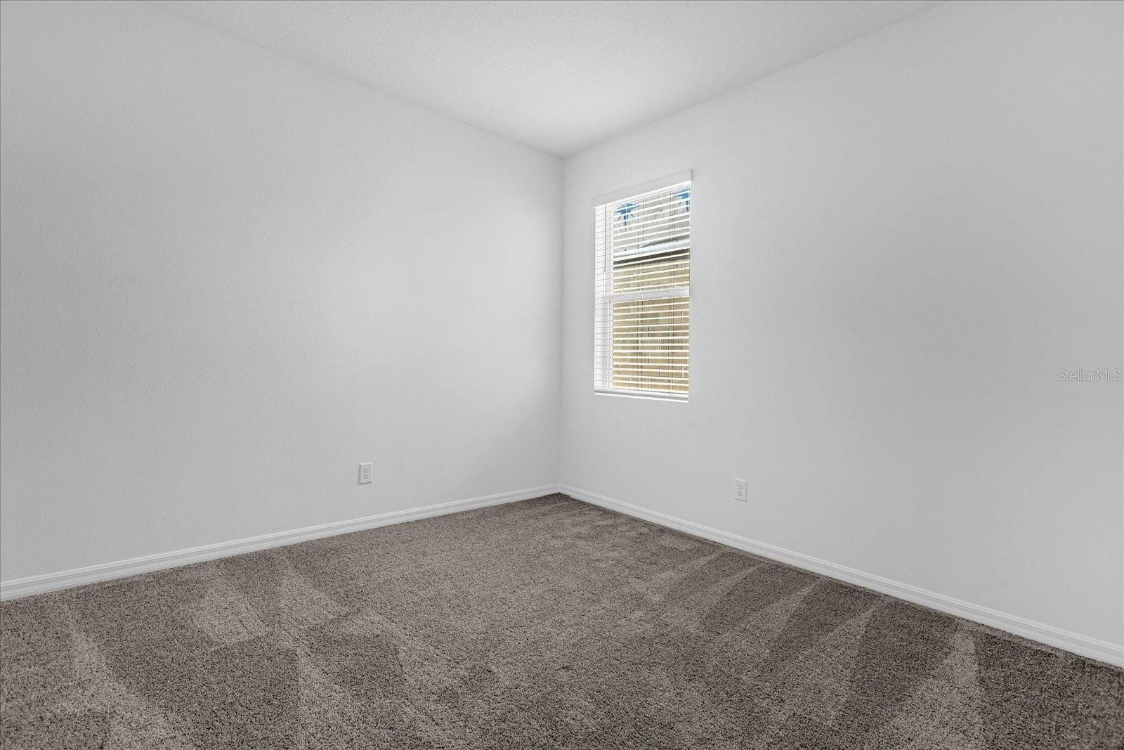 2355 Lancashire St Property Photo 9