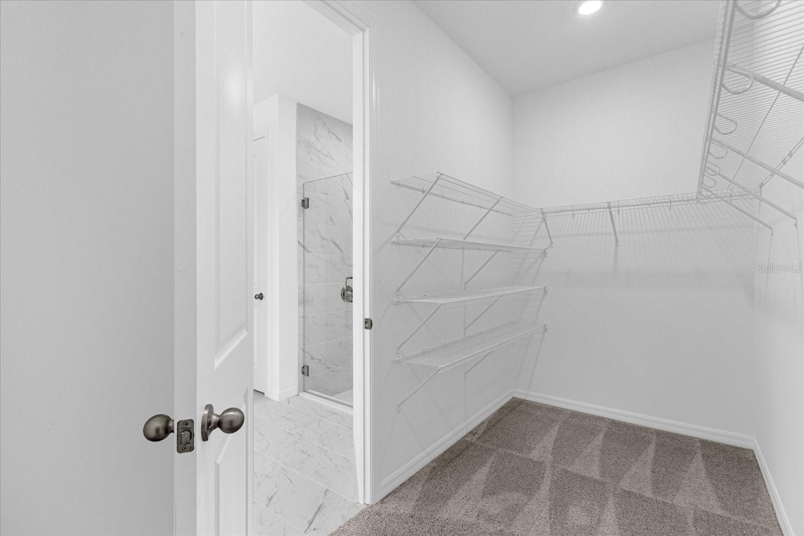 2355 Lancashire St Property Photo 28