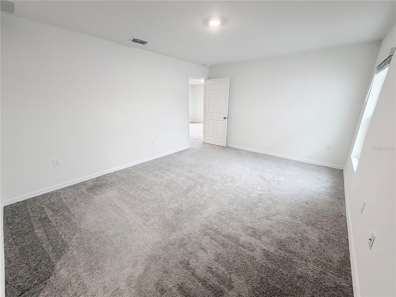 288 Towns Cir Property Photo 26