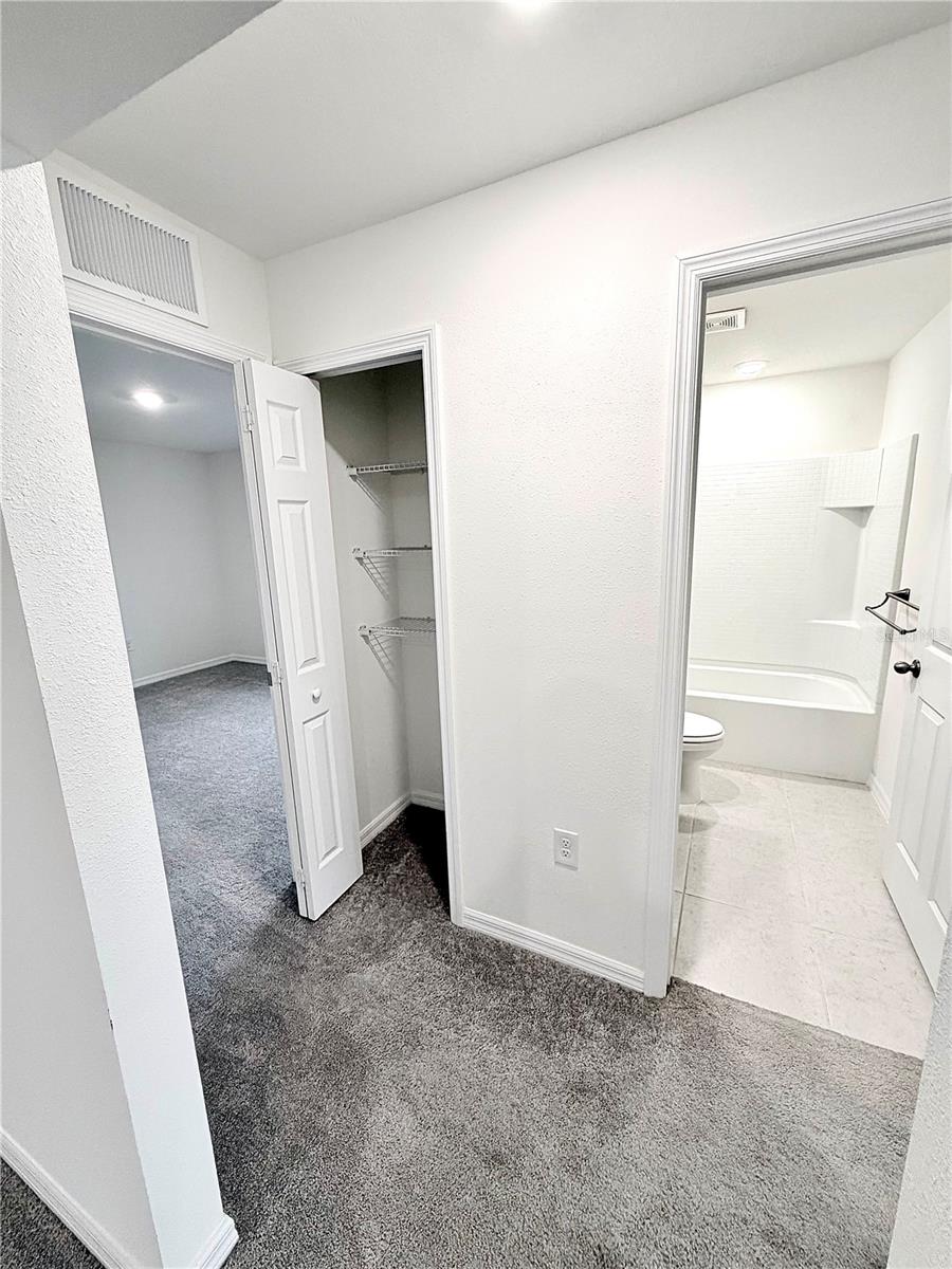 288 Towns Cir Property Photo 29
