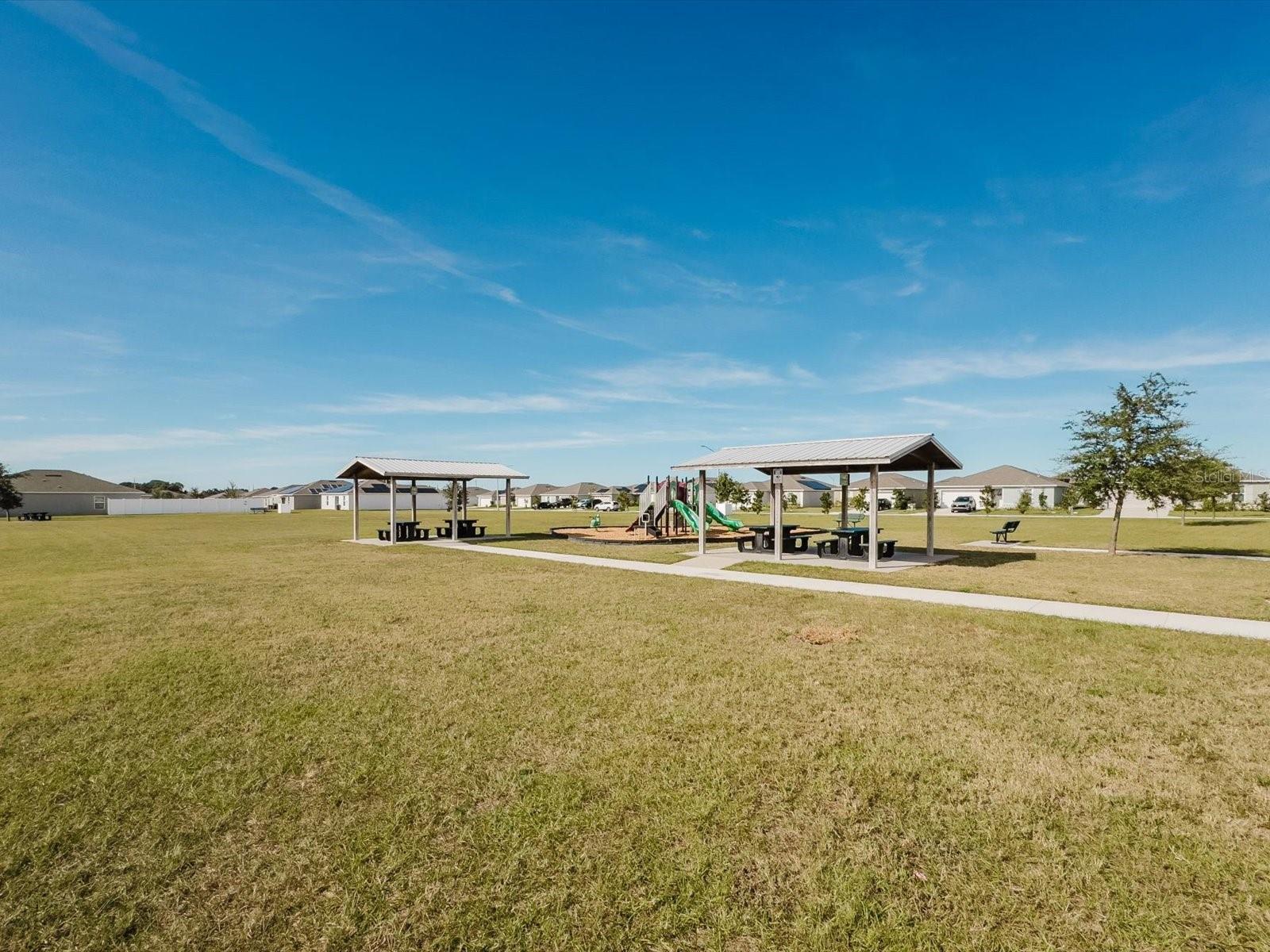 288 Towns Cir Property Photo 39