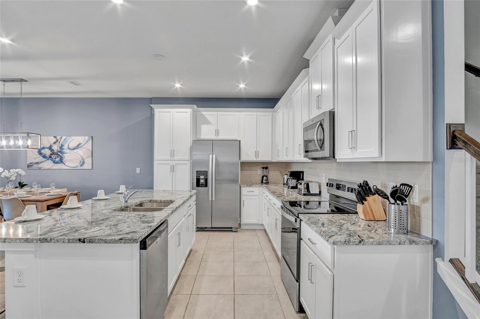 2382 Zaballina Pl Property Photo 12