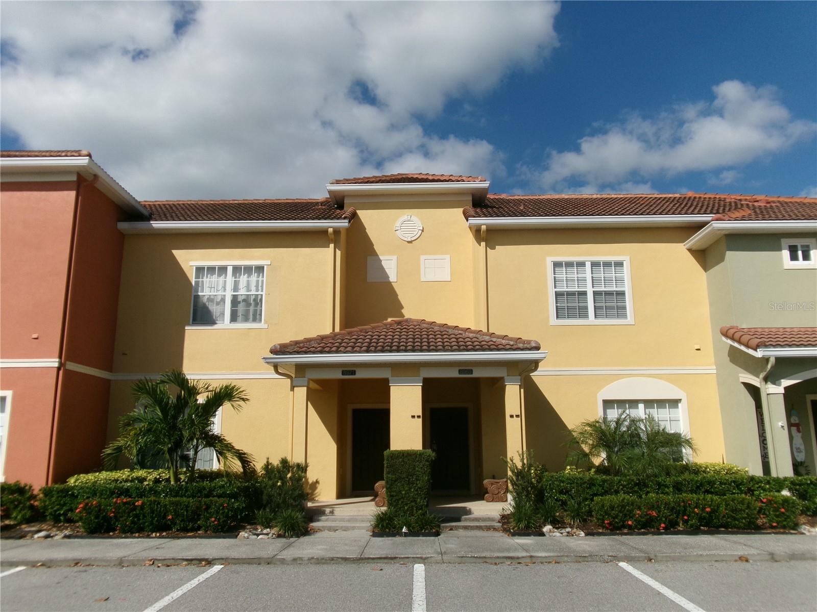 8969 Majesty Palm Rd Property Photo 1